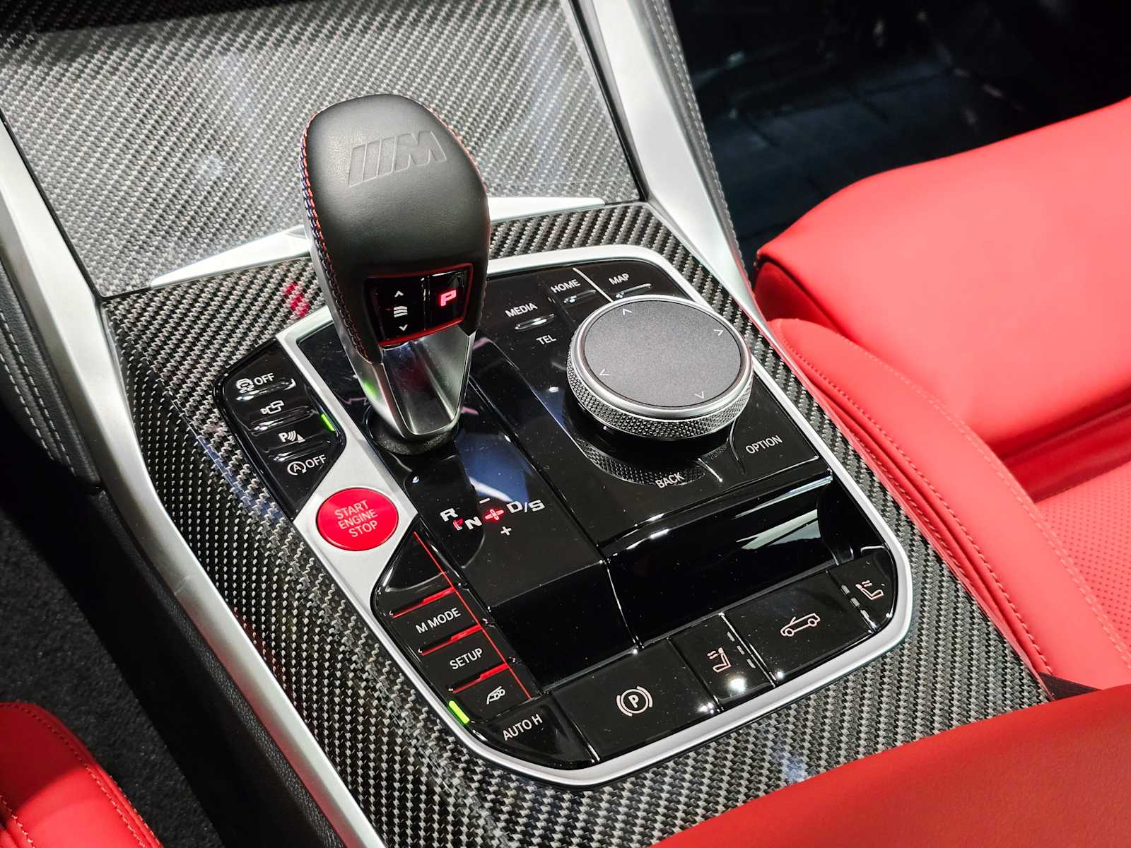 Thumbnail: 2025 BMW M4 - 17