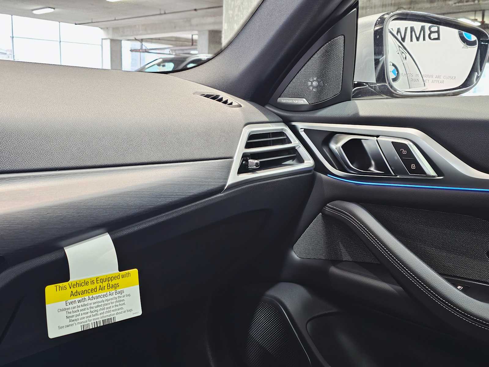 Thumbnail: 2025 BMW i4 - 20