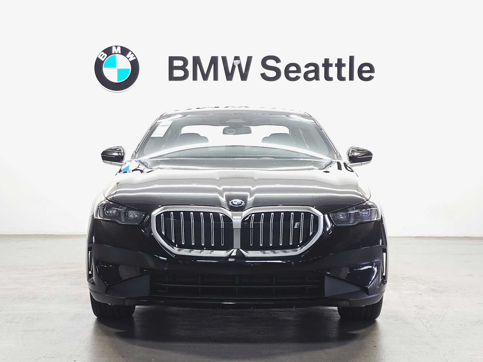 Thumbnail: 2026 BMW i5 - 6