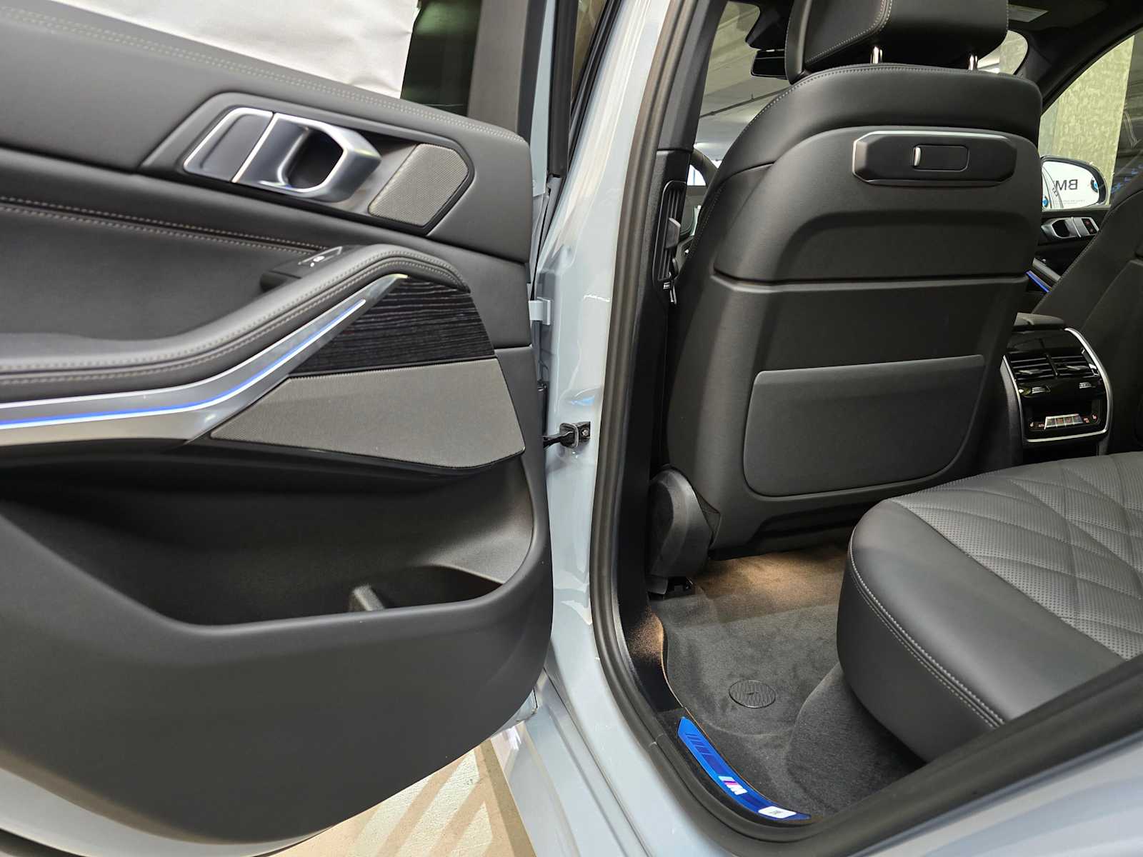 Thumbnail: 2026 BMW X5 - 26