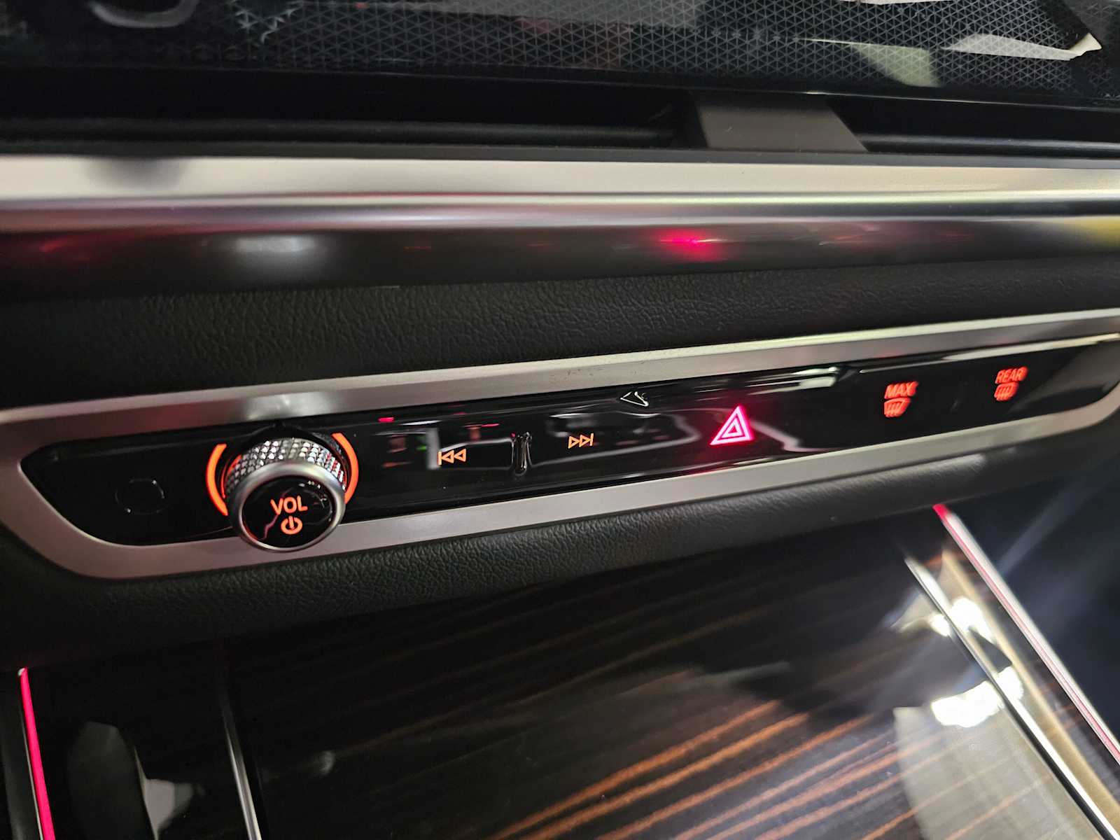 Thumbnail: 2026 BMW X5 - 18