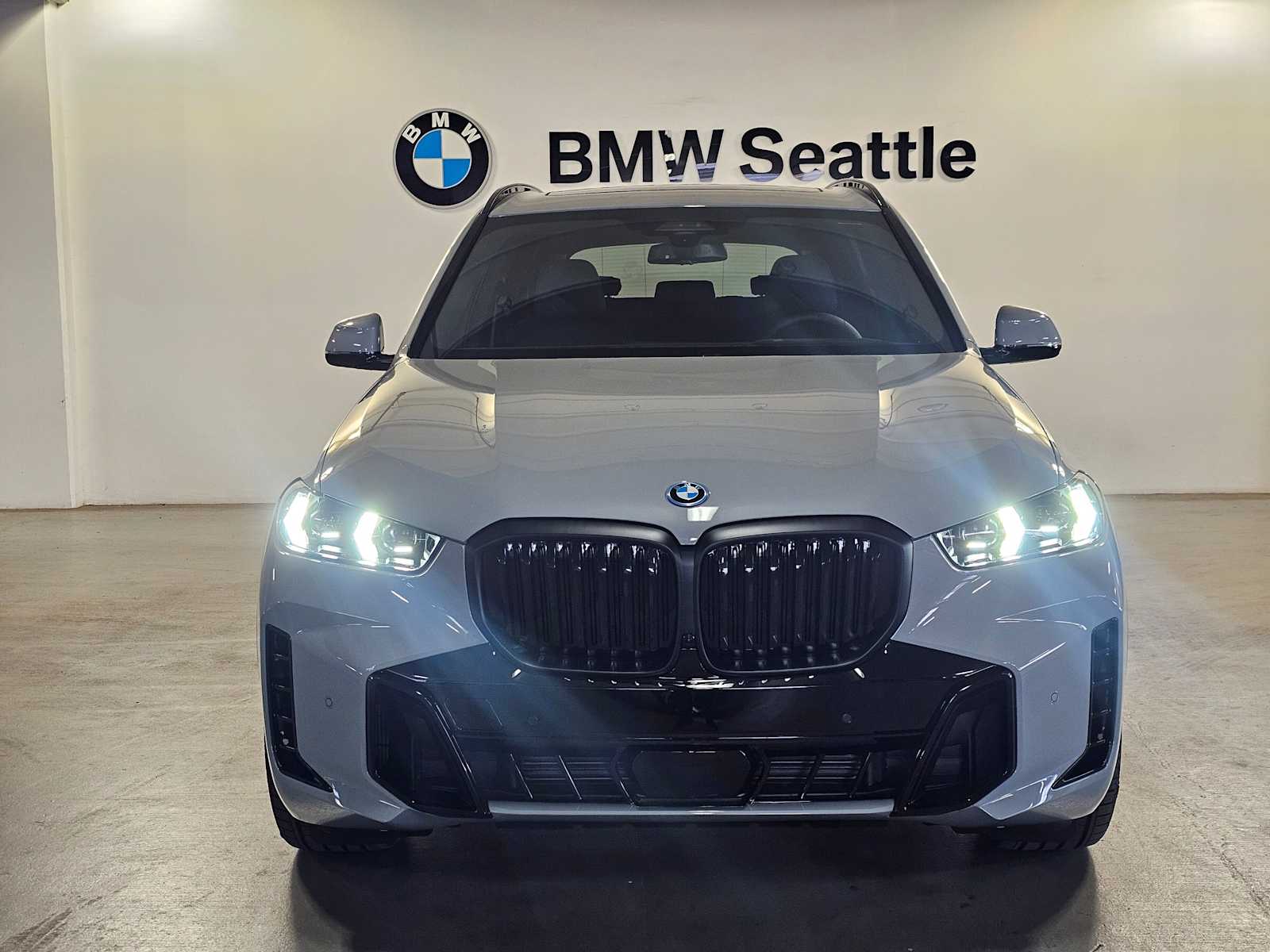 Thumbnail: 2026 BMW X5 - 6