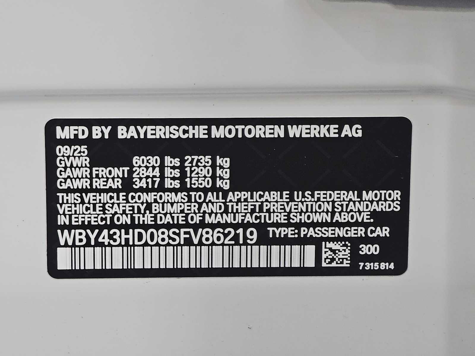 Thumbnail: 2025 BMW i4 - 29