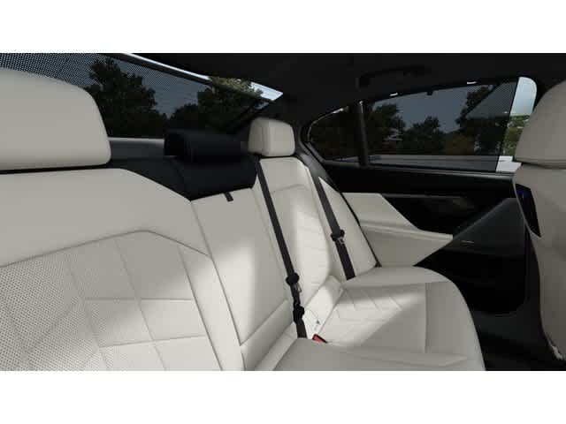 Thumbnail: 2026 BMW 5 Series - 12