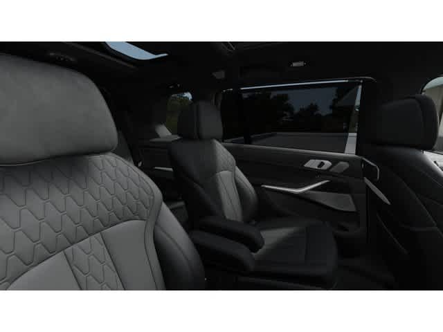 Thumbnail: 2026 BMW X7 - 12