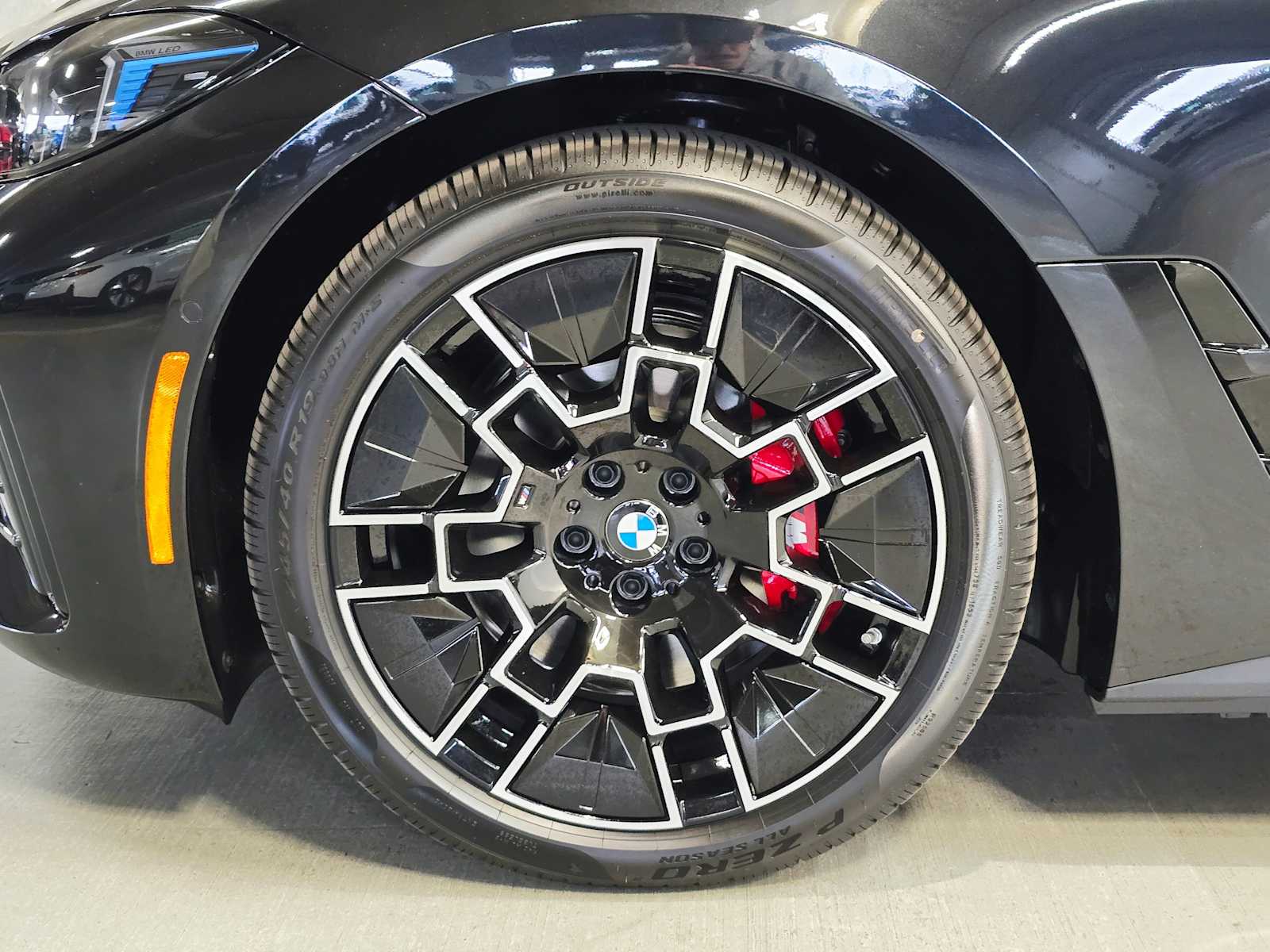 Thumbnail: 2026 BMW i4 - 8