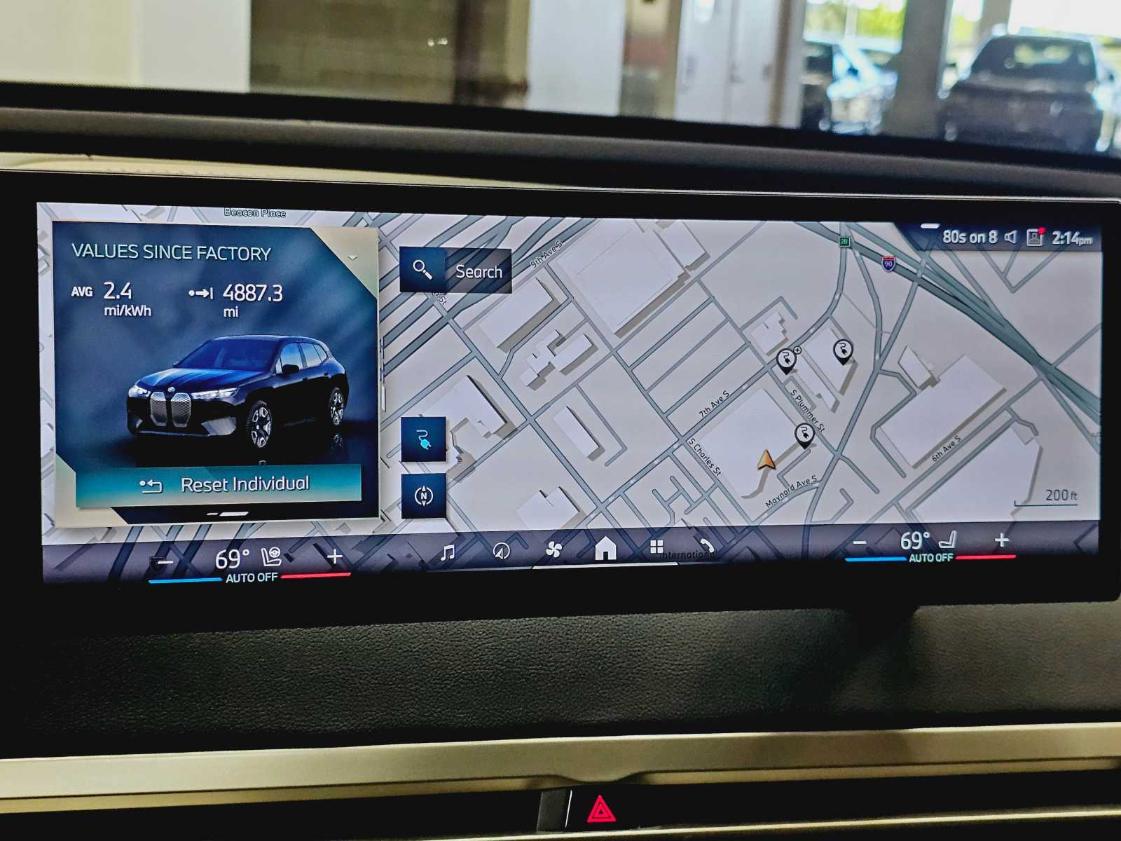 Thumbnail: 2024 BMW iX - 14