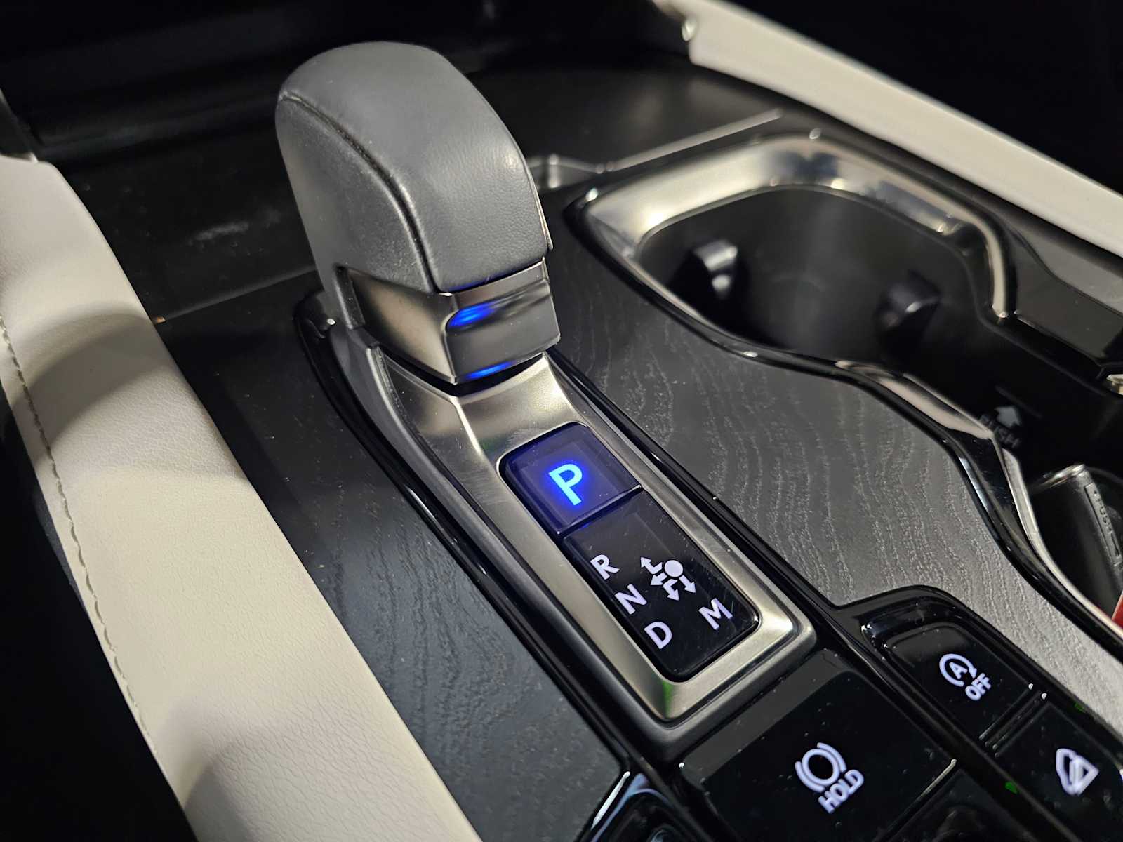 Thumbnail: 2023 Lexus RX - 22