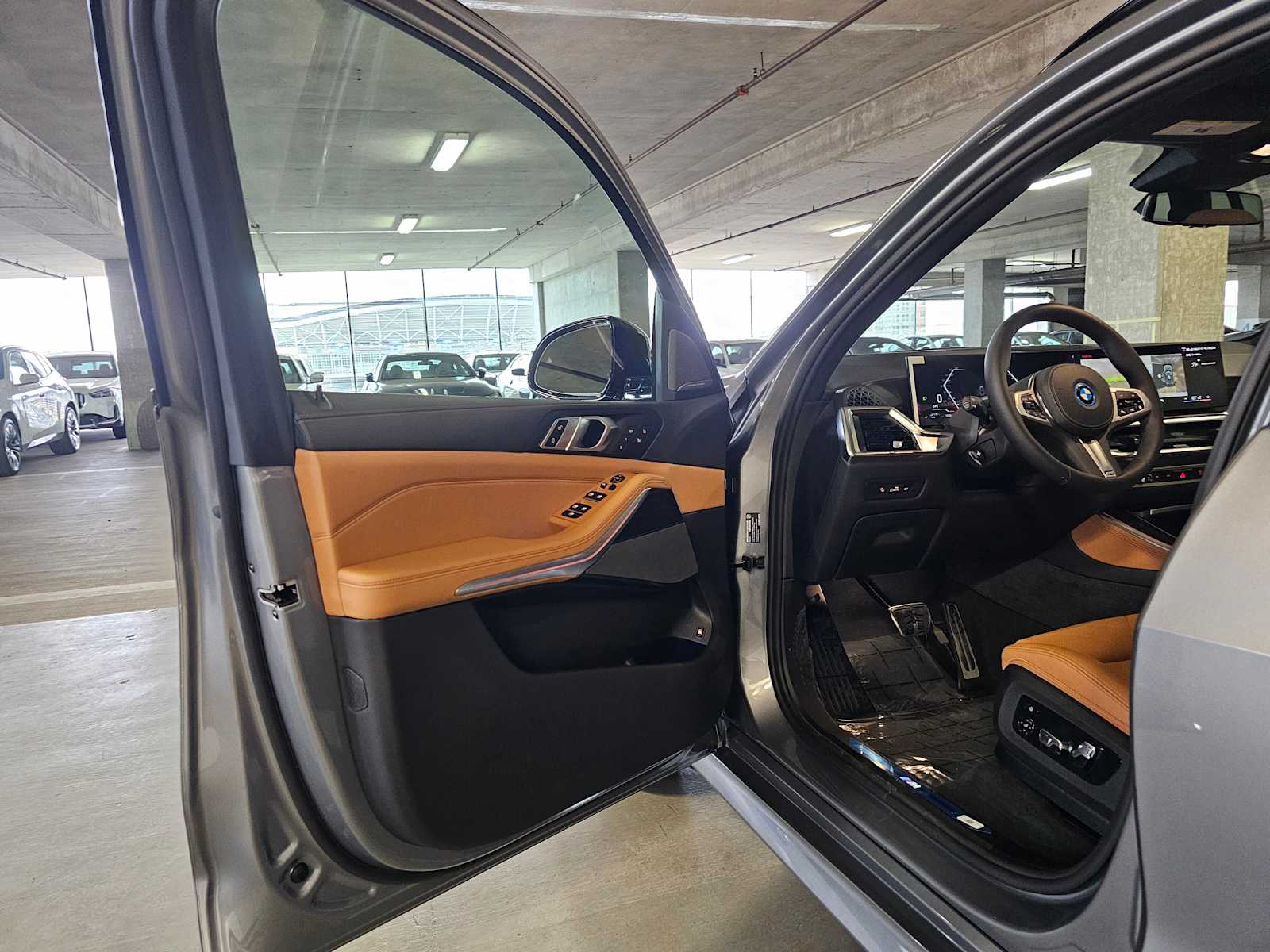 Thumbnail: 2026 BMW X5 - 23