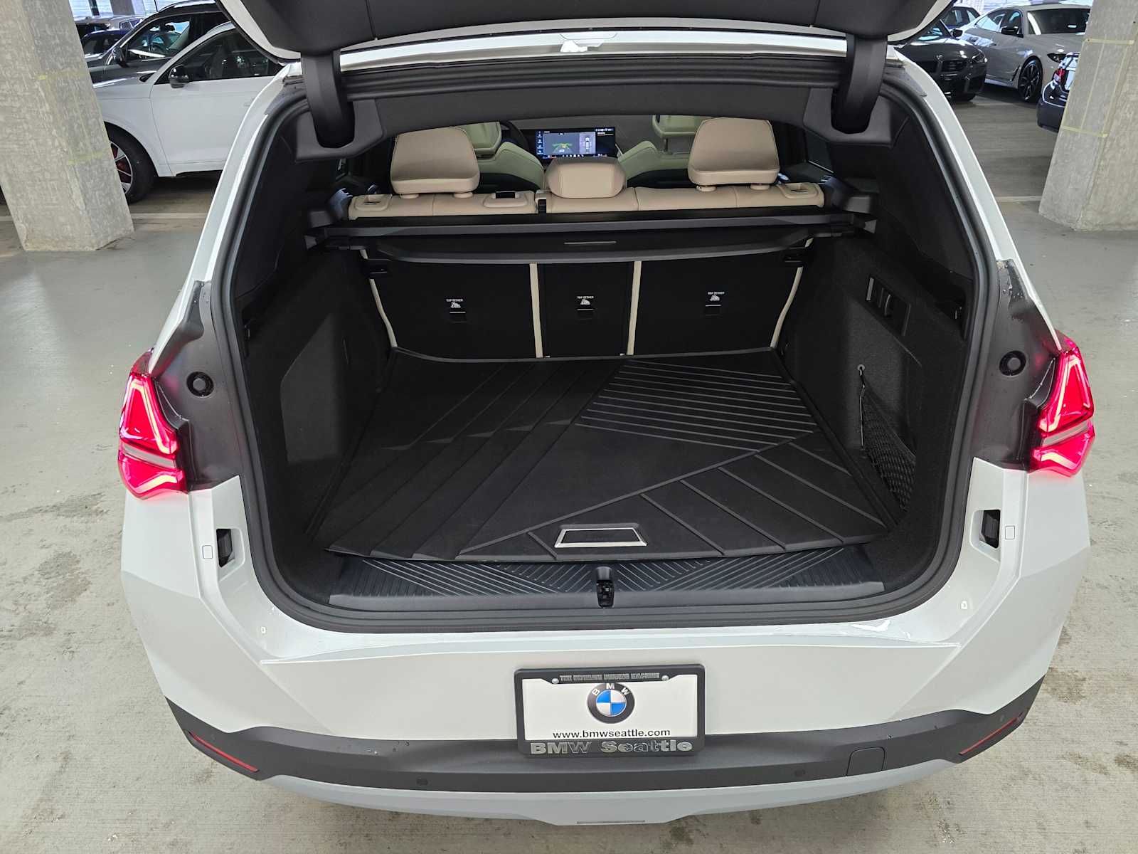 Thumbnail: 2026 BMW X3 - 32