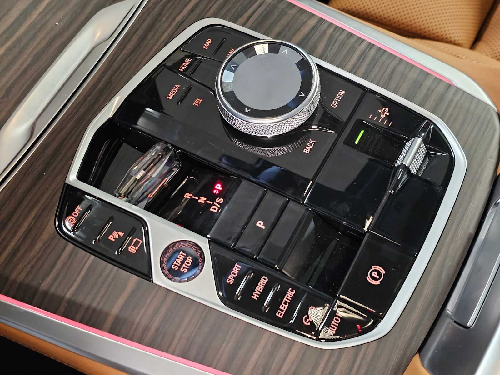 Thumbnail: 2026 BMW X5 - 21