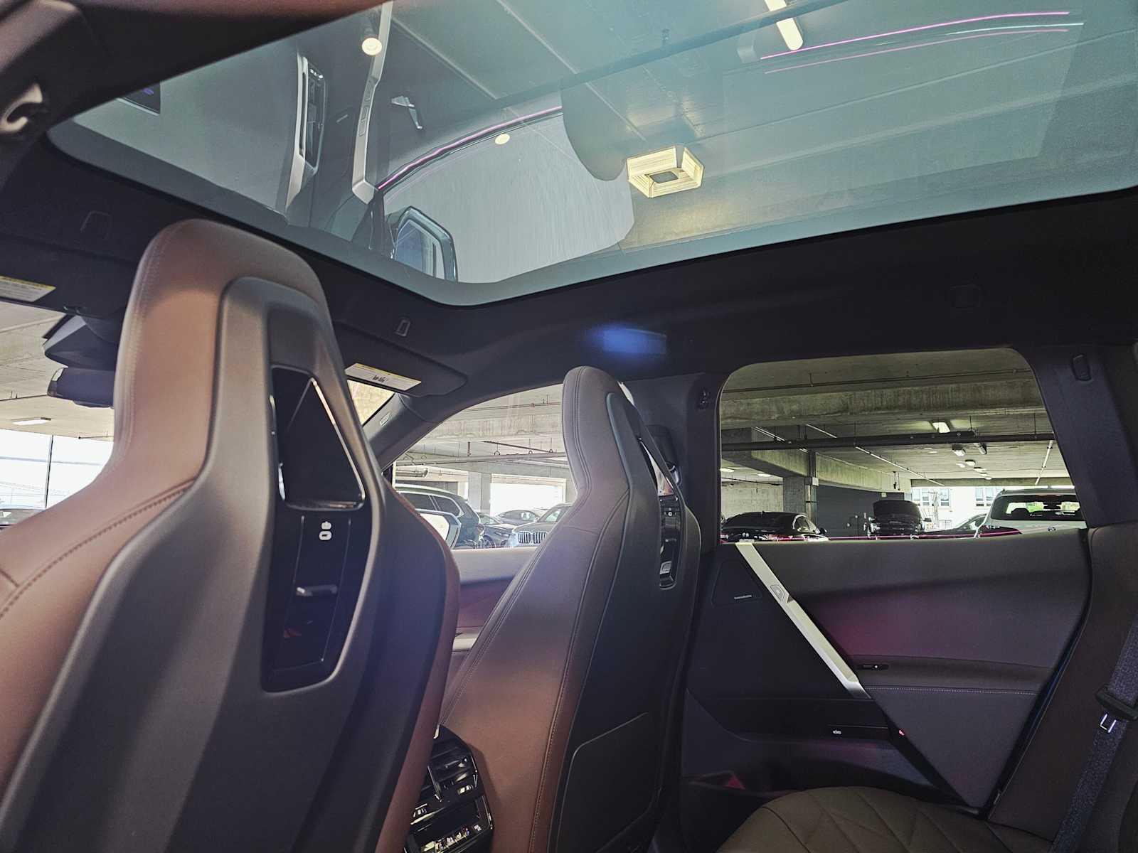 Thumbnail: 2025 BMW iX - 26