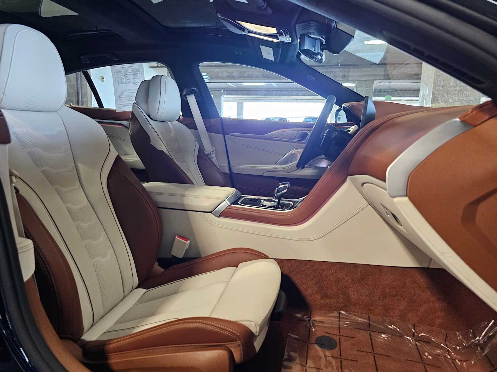 Thumbnail: 2025 BMW 8 Series - 39