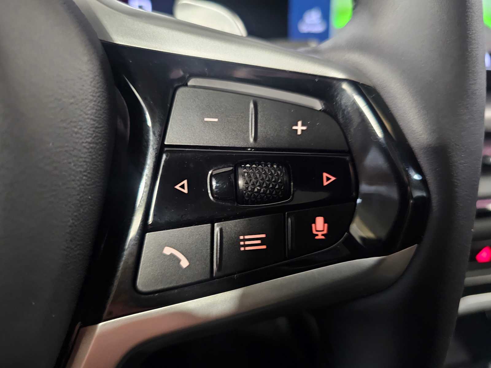 Thumbnail: 2025 BMW 3 Series - 19