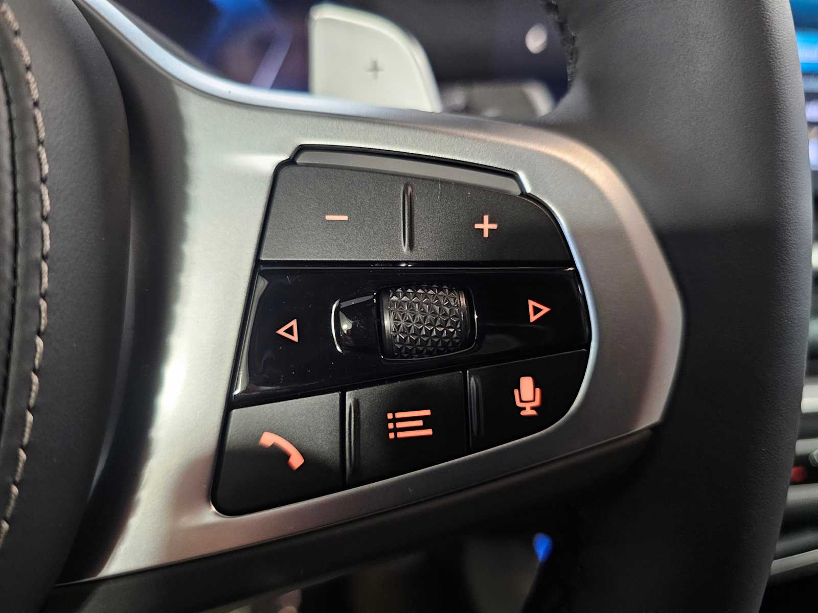 Thumbnail: 2026 BMW X5 - 18