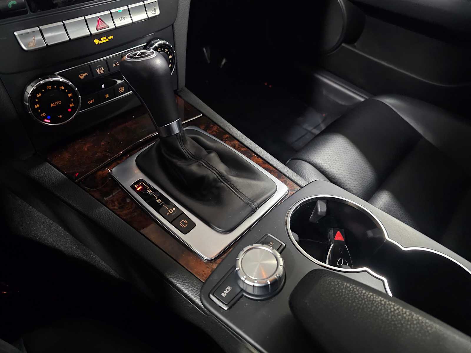 Thumbnail: 2013 Mercedes-Benz C-Class - 22