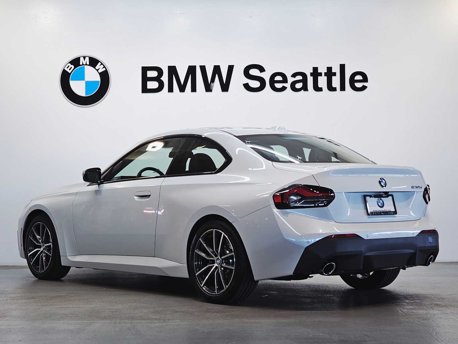 Thumbnail: 2024 BMW 2 Series - 4