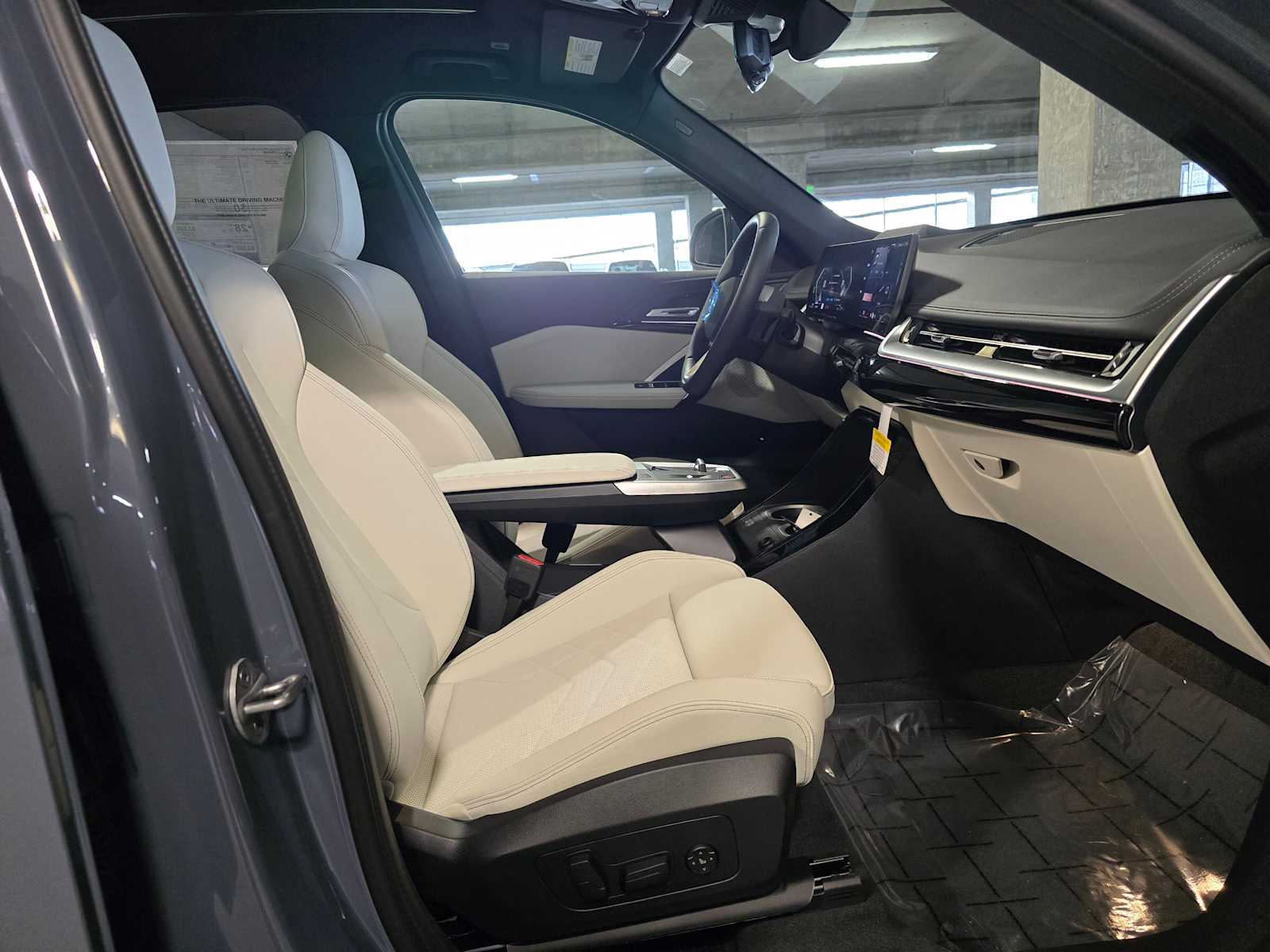 Thumbnail: 2026 BMW X1 - 32