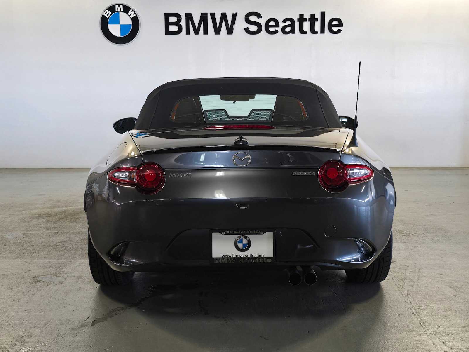 Thumbnail: 2022 Mazda MX-5 Miata - 5