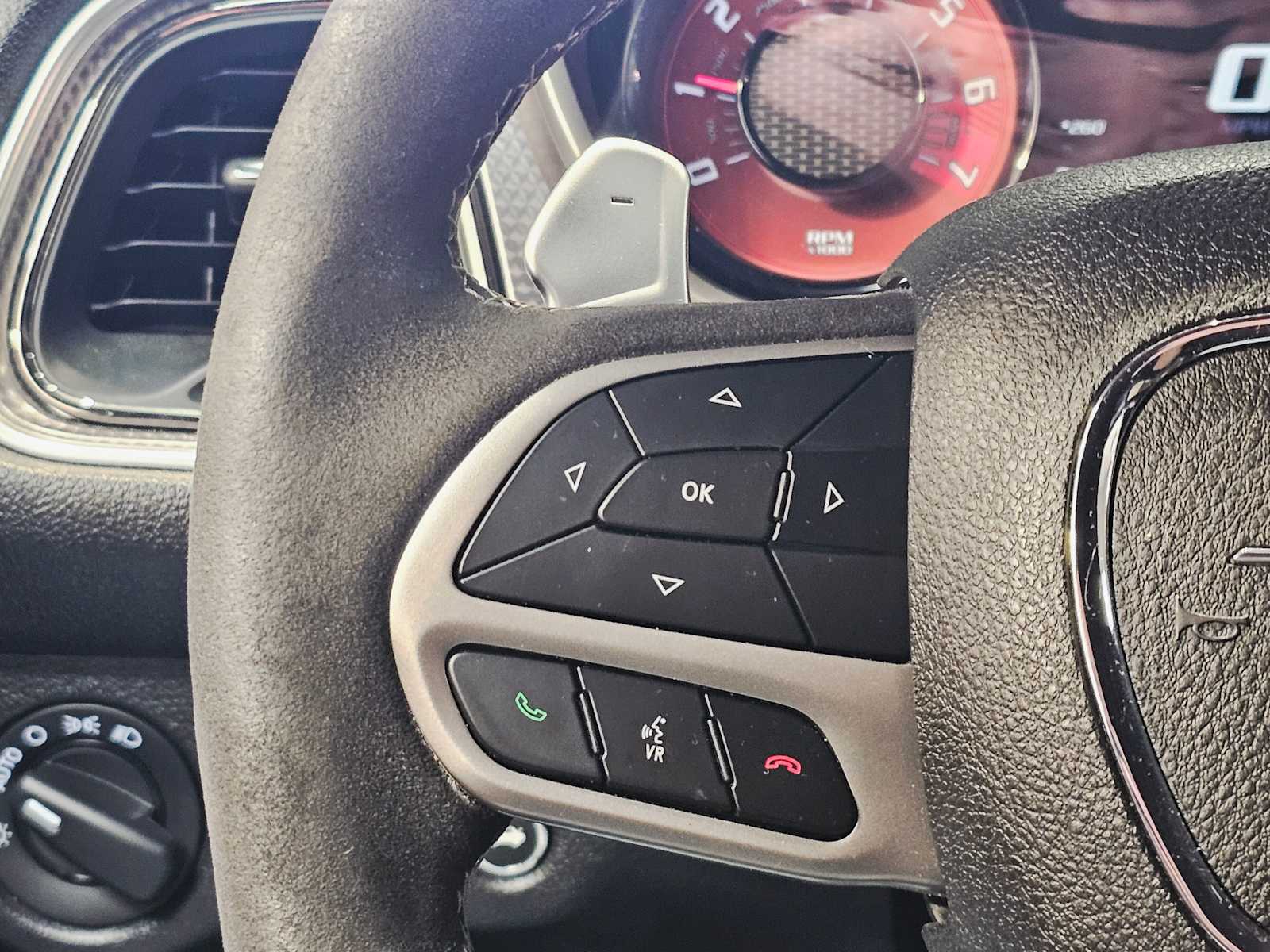 Thumbnail: 2019 Dodge Challenger - 12