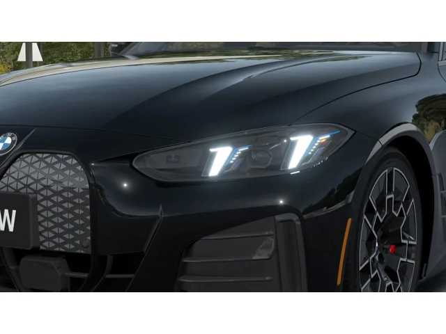 Thumbnail: 2026 BMW i4 - 6