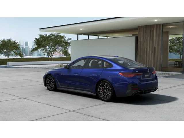Thumbnail: 2026 BMW i4 - 2