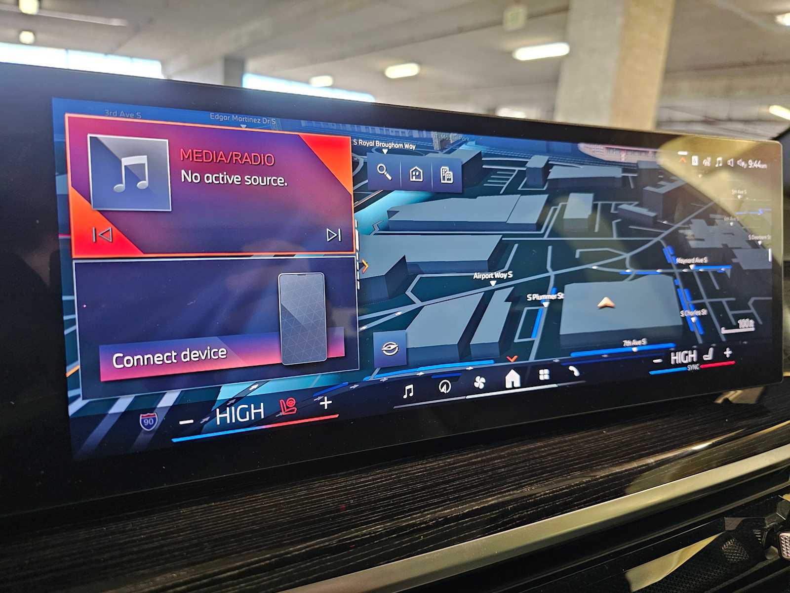 Thumbnail: 2026 BMW X5 - 14