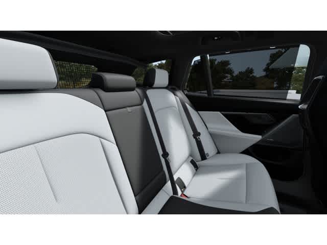 Thumbnail: 2026 BMW M5 - 12