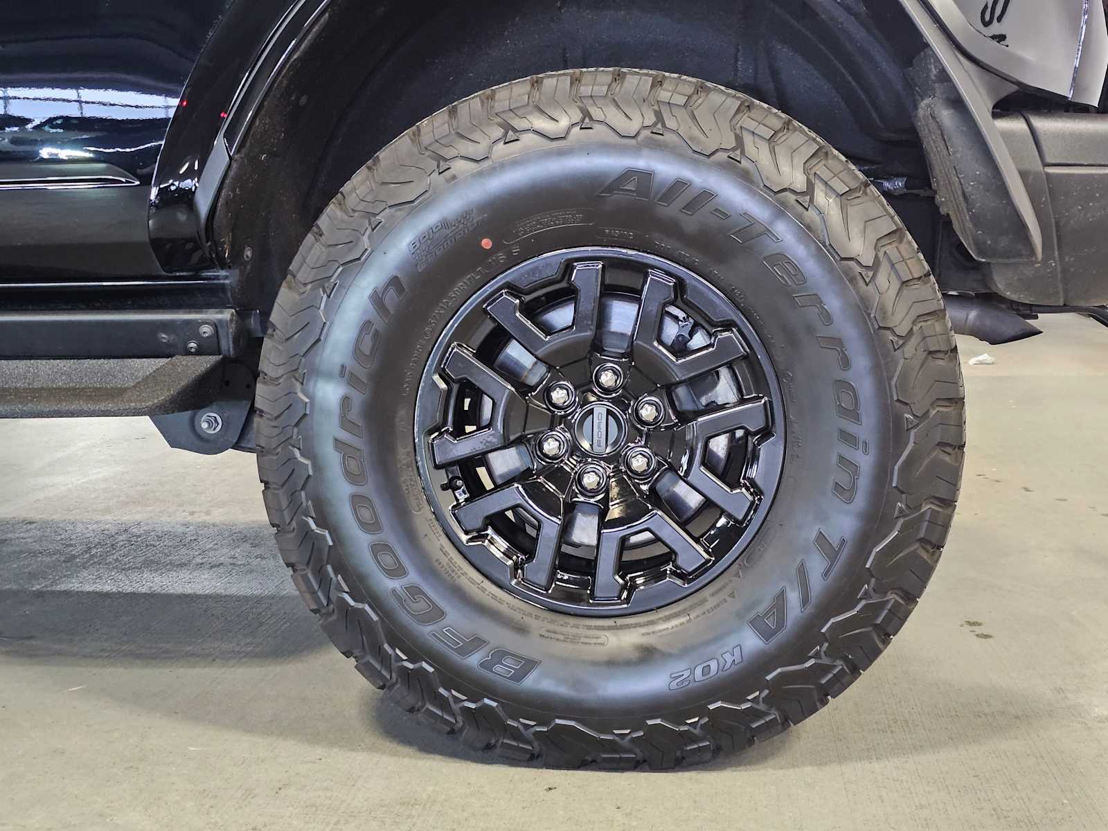 Thumbnail: 2024 Ford Bronco - 8