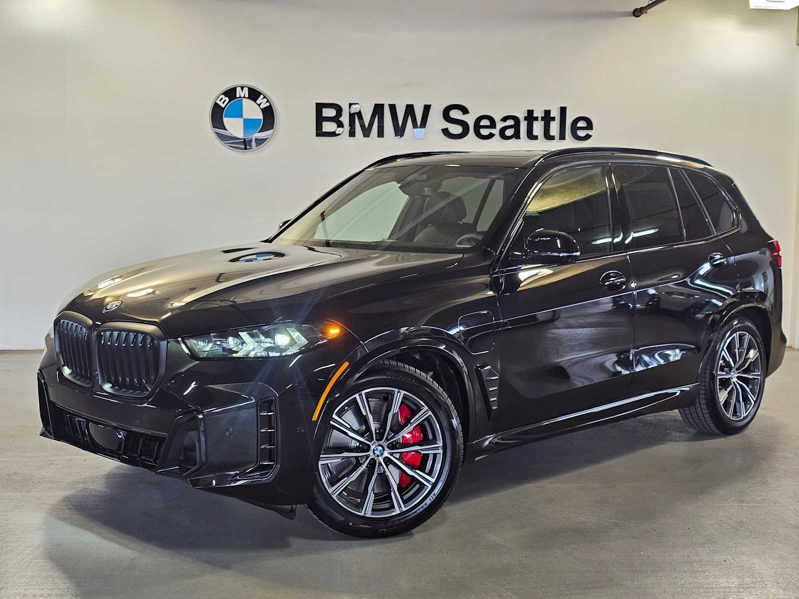 Thumbnail: 2026 BMW X5 - 1
