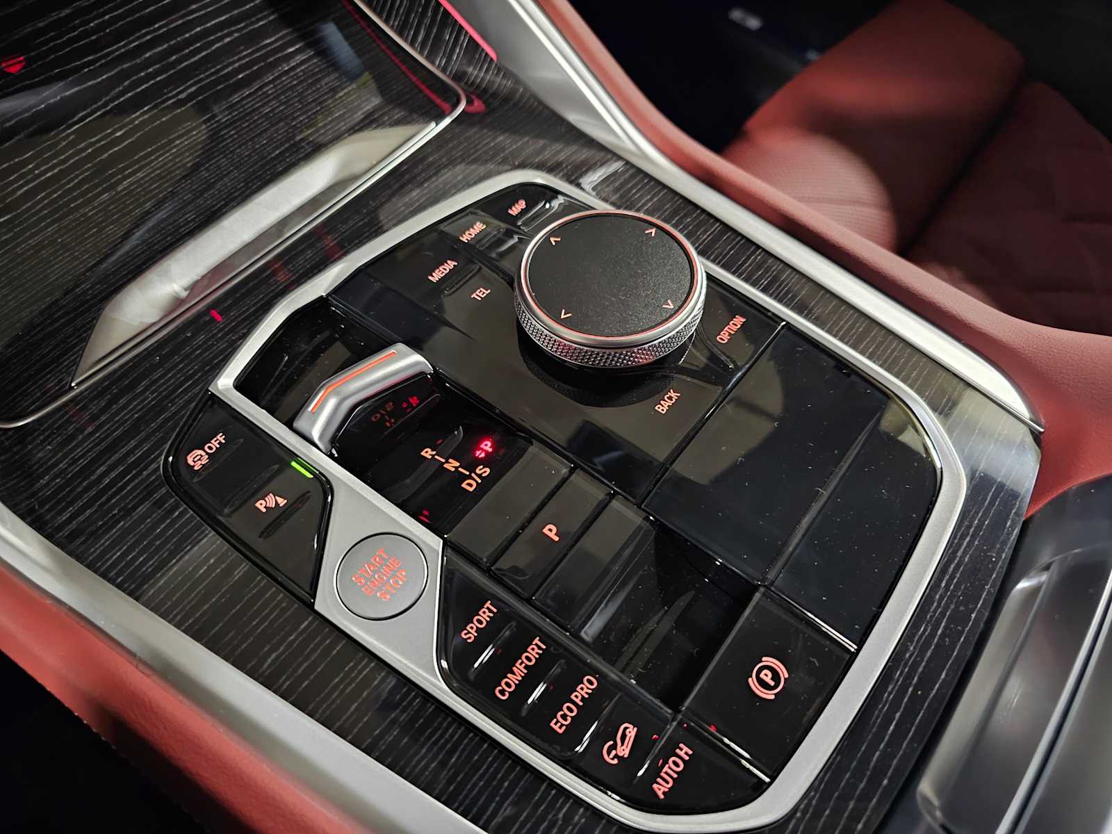 Thumbnail: 2026 BMW X6 - 21
