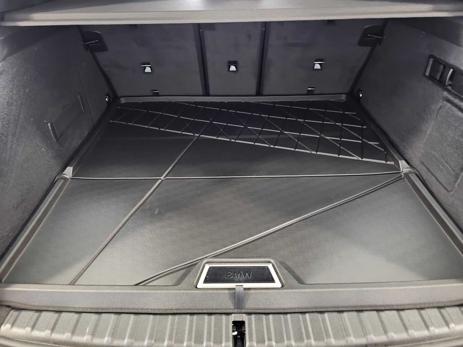 Thumbnail: 2026 BMW iX - 36