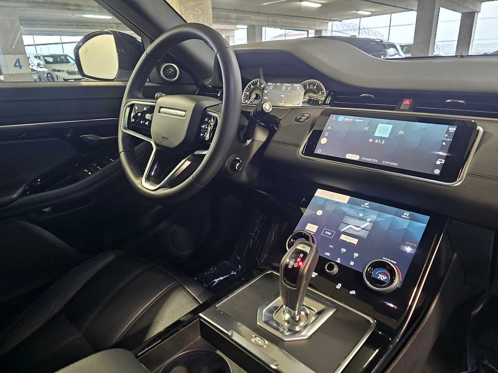 Thumbnail: 2023 Land Rover Range Rover Evoque - 35