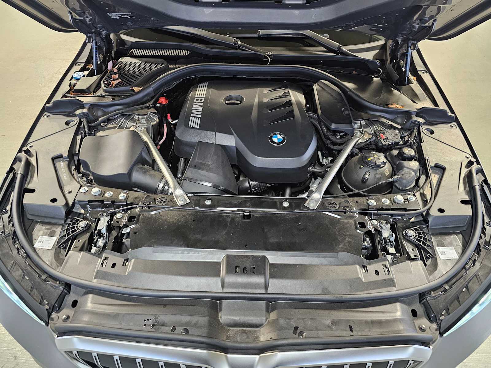 Thumbnail: 2024 BMW 5 Series - 9