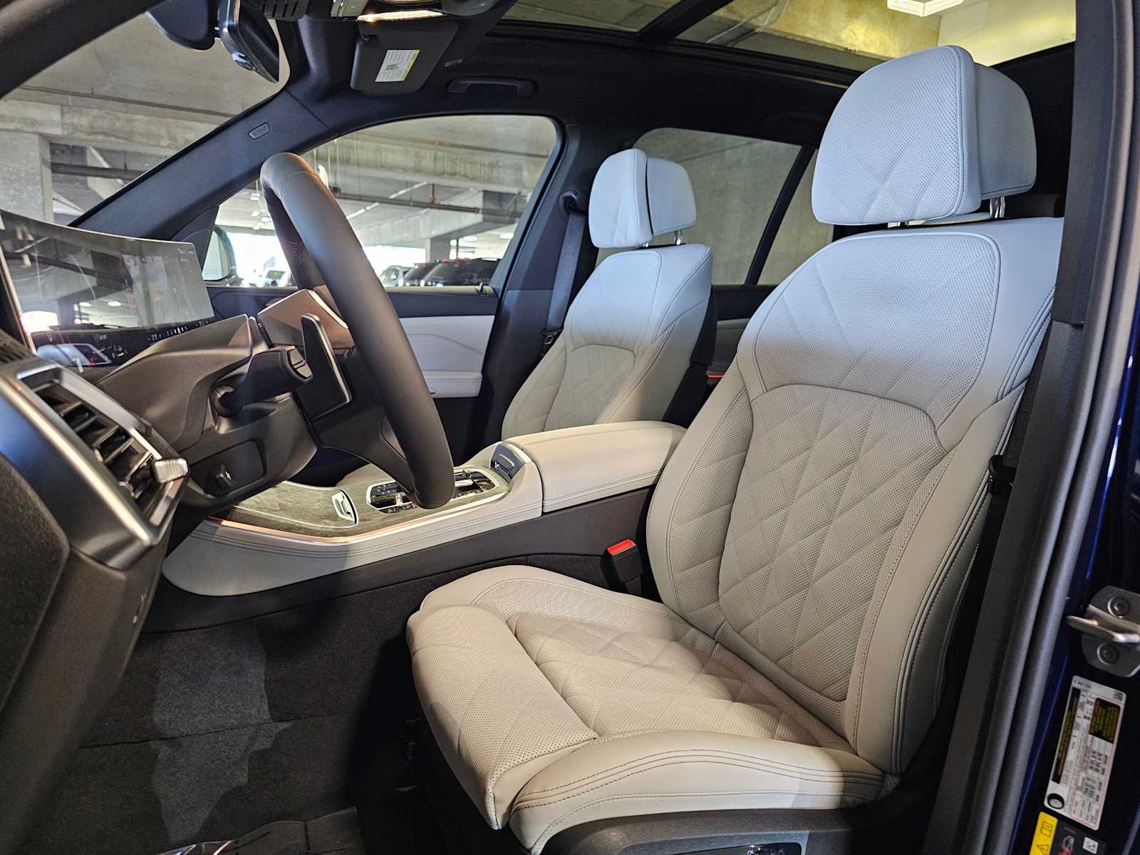 Thumbnail: 2026 BMW X5 - 31
