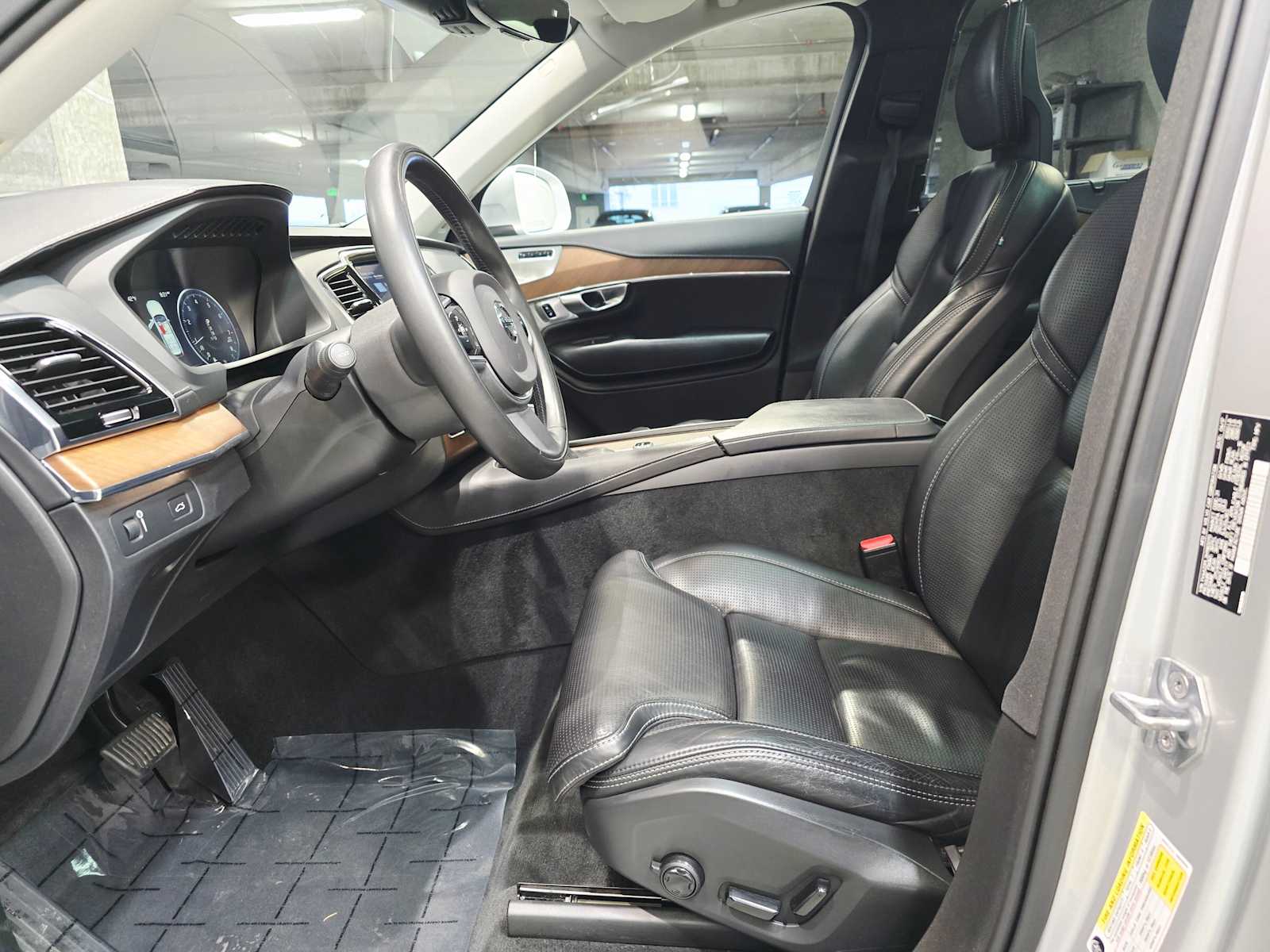 Thumbnail: 2017 Volvo XC90 - 21