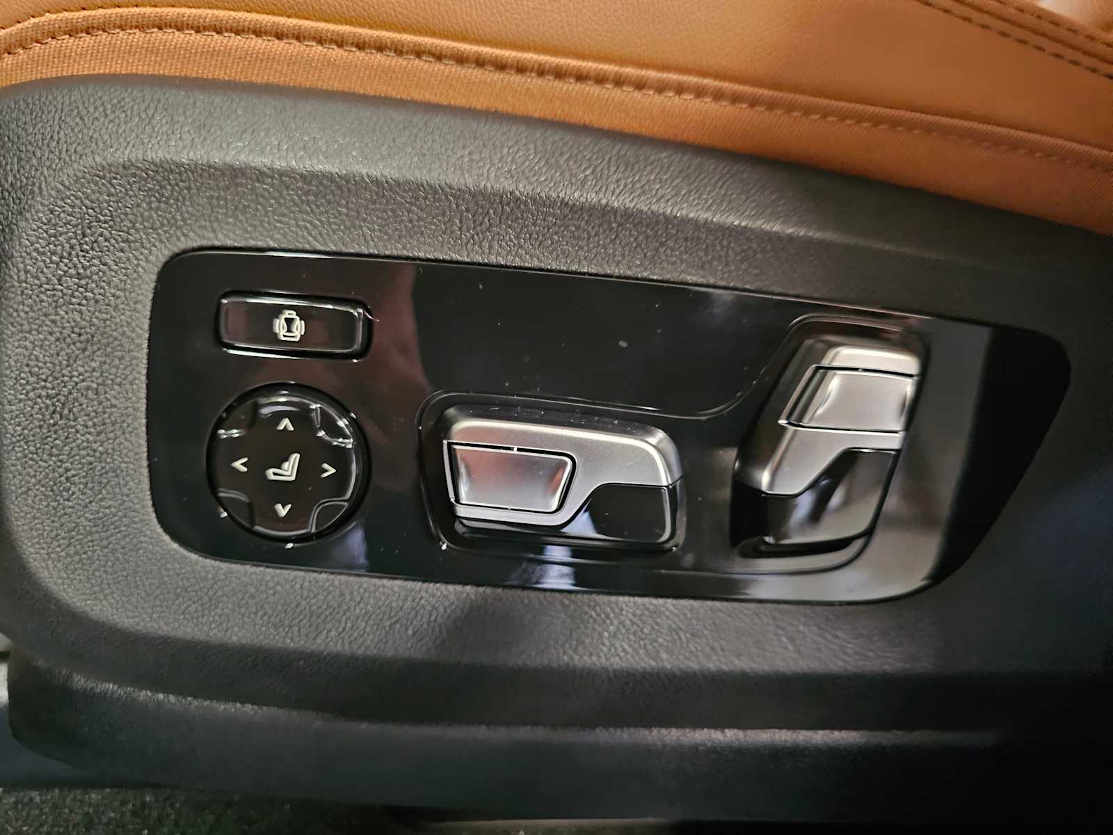 Thumbnail: 2026 BMW X5 - 29