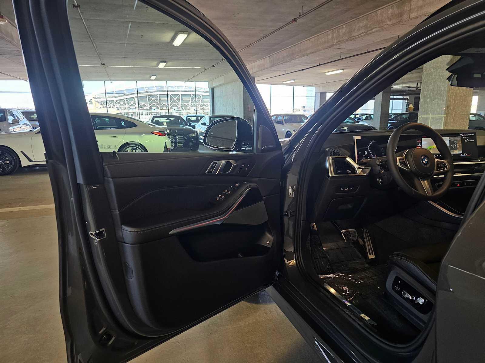 Thumbnail: 2026 BMW X5 - 33