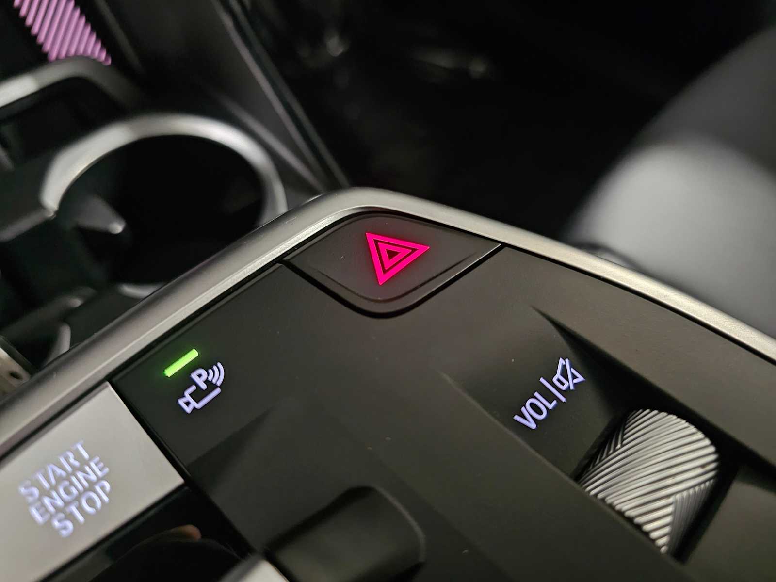 Thumbnail: 2025 BMW X1 - 25