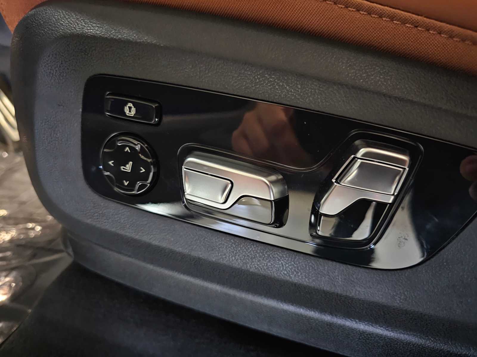Thumbnail: 2026 BMW X5 - 30