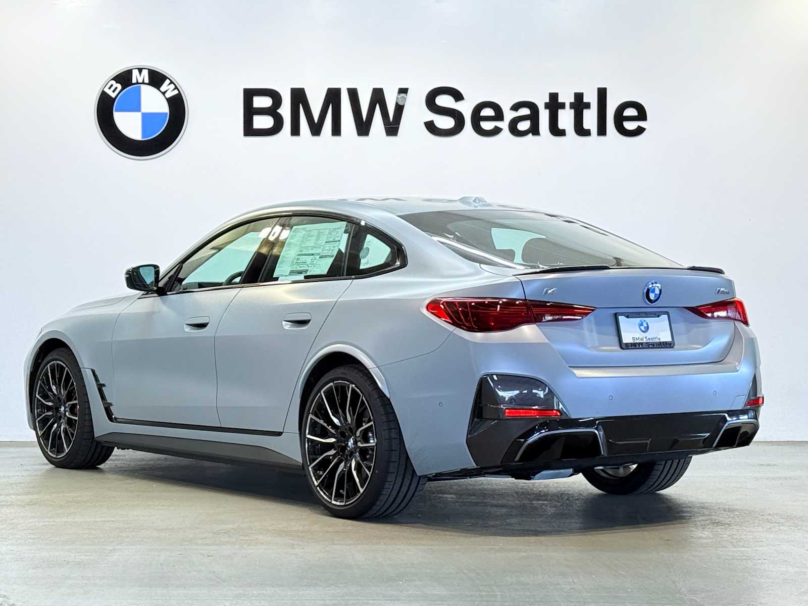 Thumbnail: 2025 BMW i4 - 4