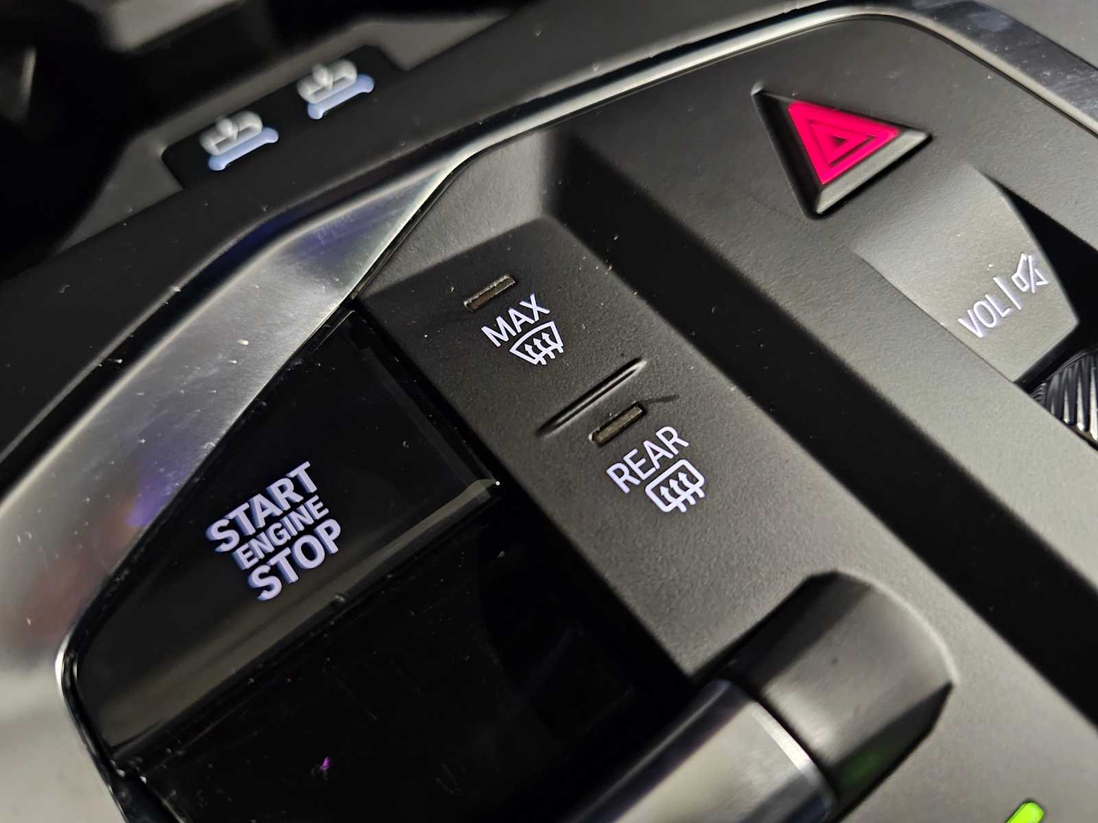 Thumbnail: 2025 BMW 2 Series - 24