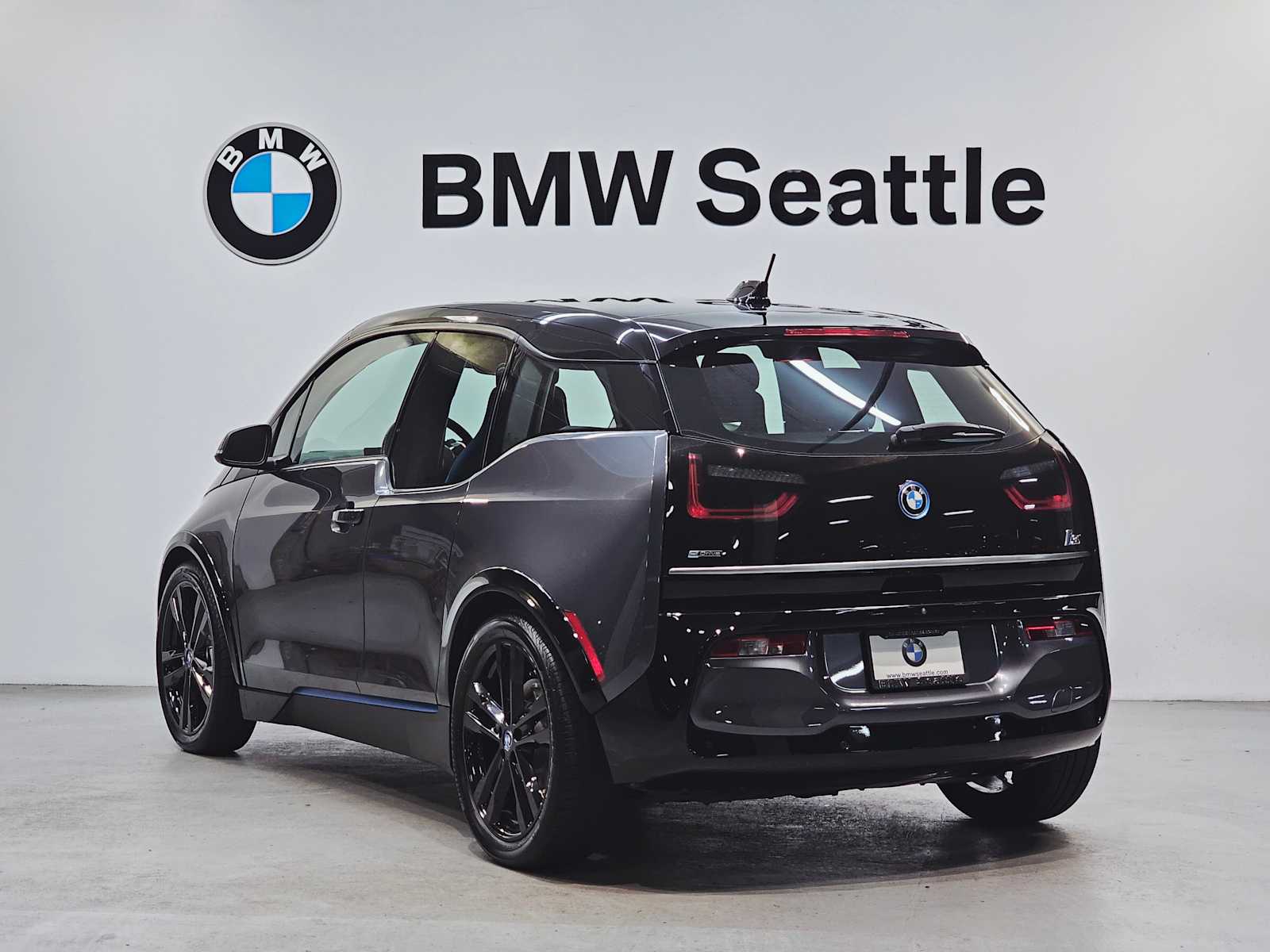 Thumbnail: 2018 BMW i3 - 4