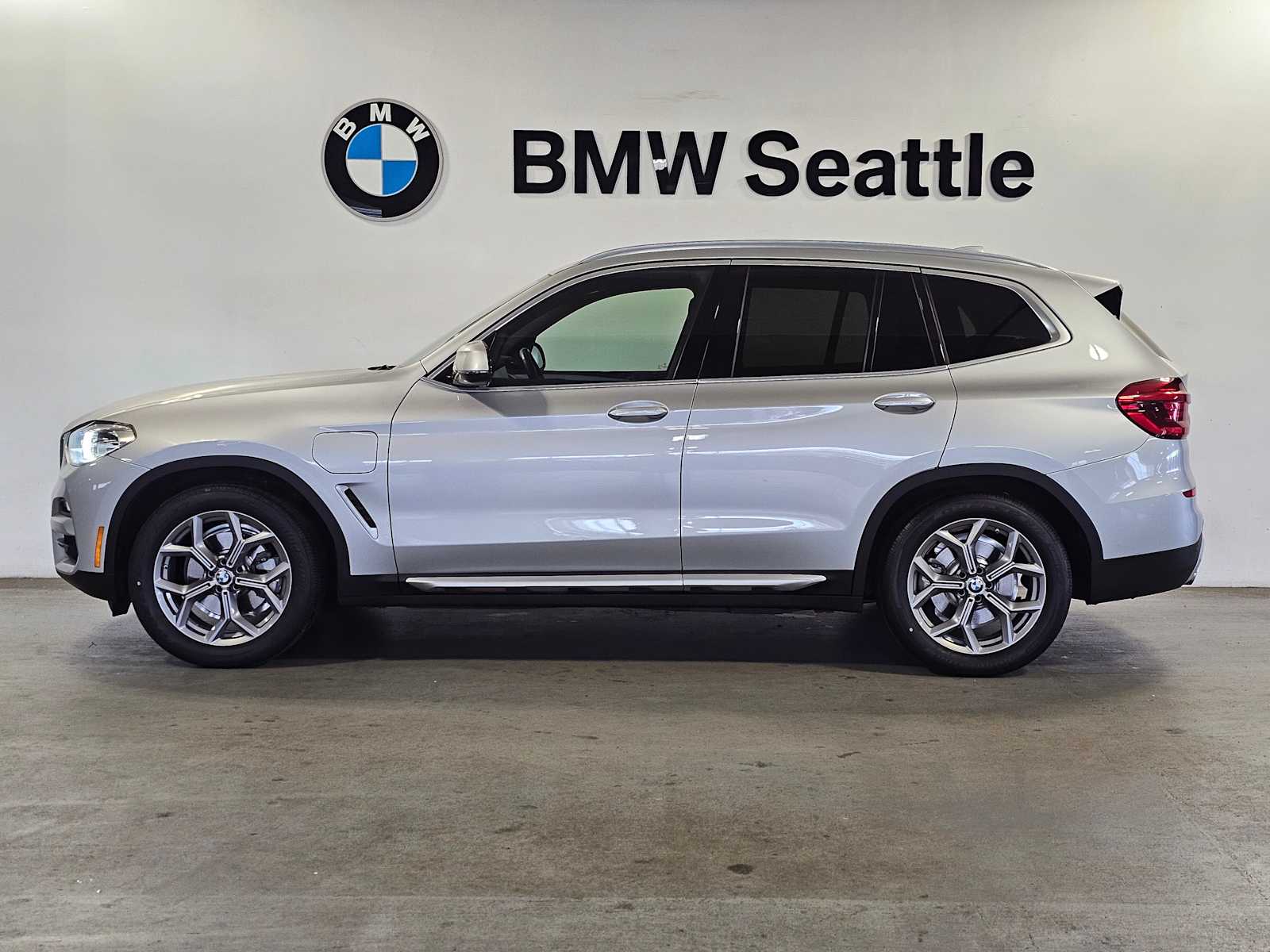 Thumbnail: 2021 BMW X3 - 3