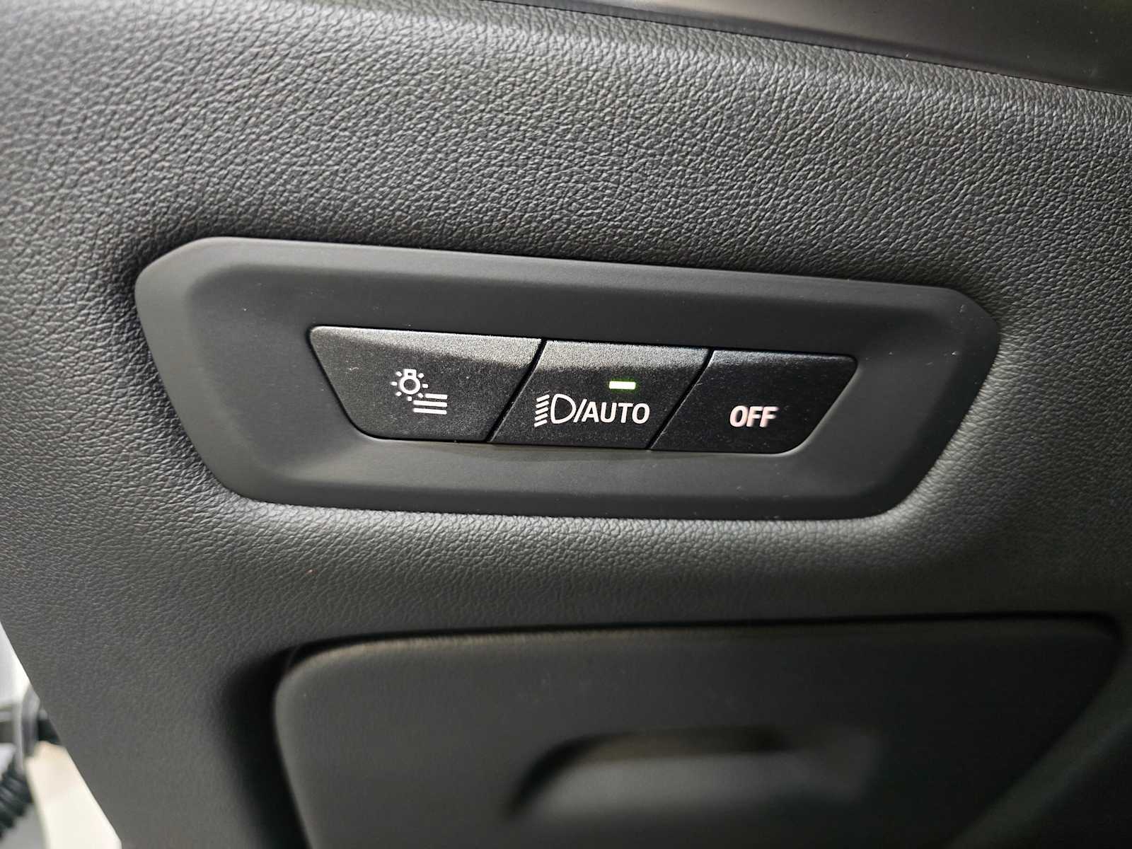 Thumbnail: 2026 BMW X5 - 20