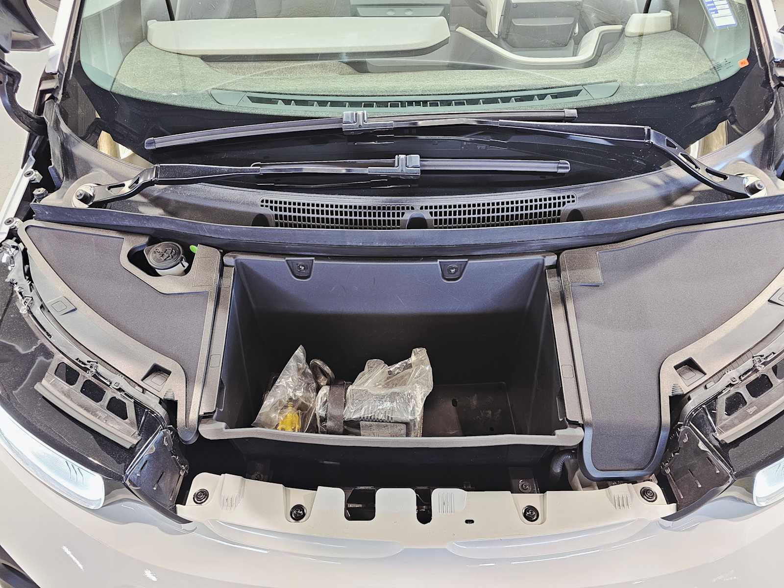 Thumbnail: 2015 BMW i3 - 9