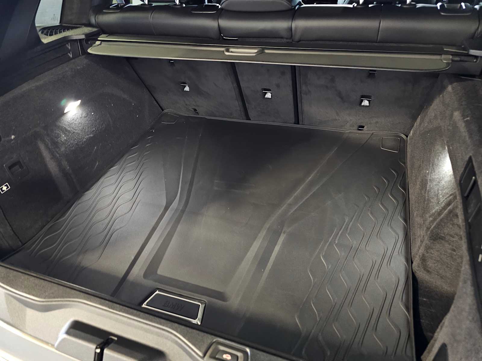 Thumbnail: 2026 BMW X5 - 31