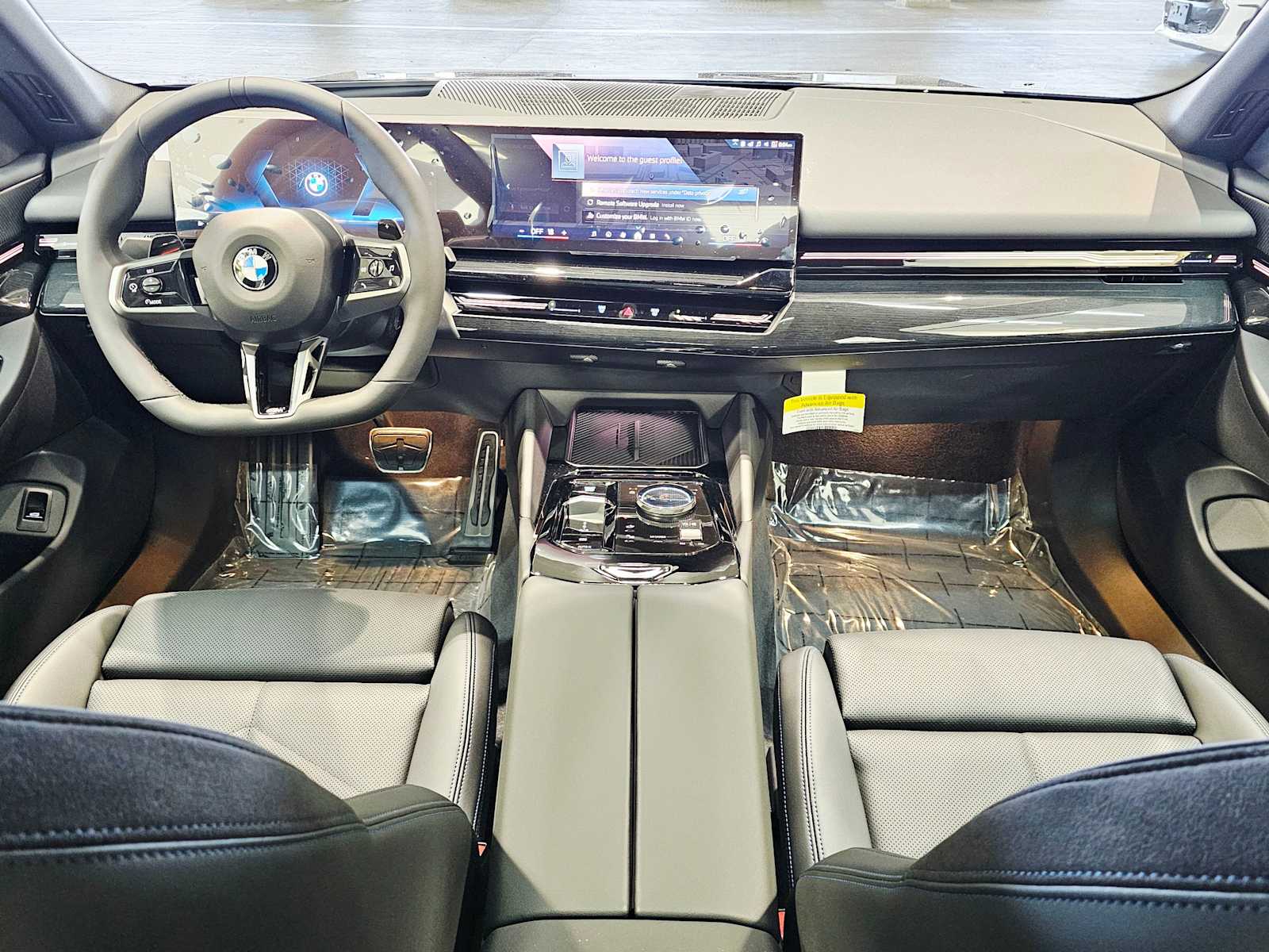 Thumbnail: 2026 BMW 5 Series - 10