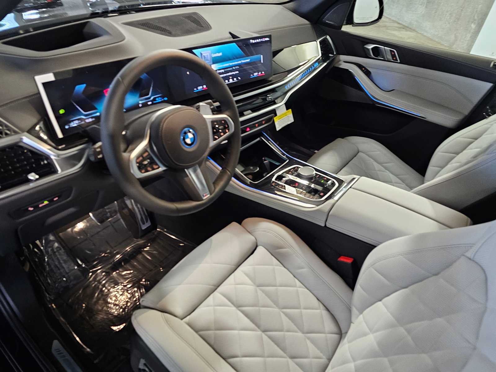 Thumbnail: 2026 BMW X5 - 2