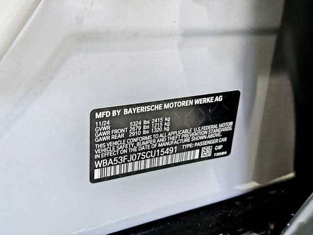 Thumbnail: 2025 BMW 5 Series - 29